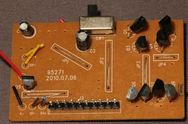 Probably the most expensive part is the 0.1" header, a pair of discrete H-bridges and a voltage regulator is all that you can see here.